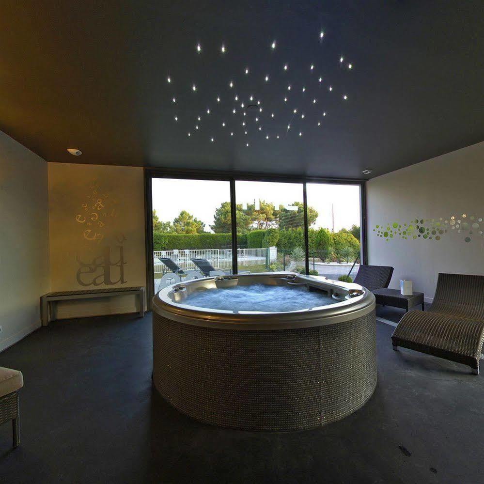 Le Galet Hotel & Spa Сен-Филибер Екстериор снимка